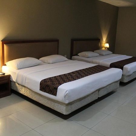 Hotel Palm Inn Butterworth Buitenkant foto