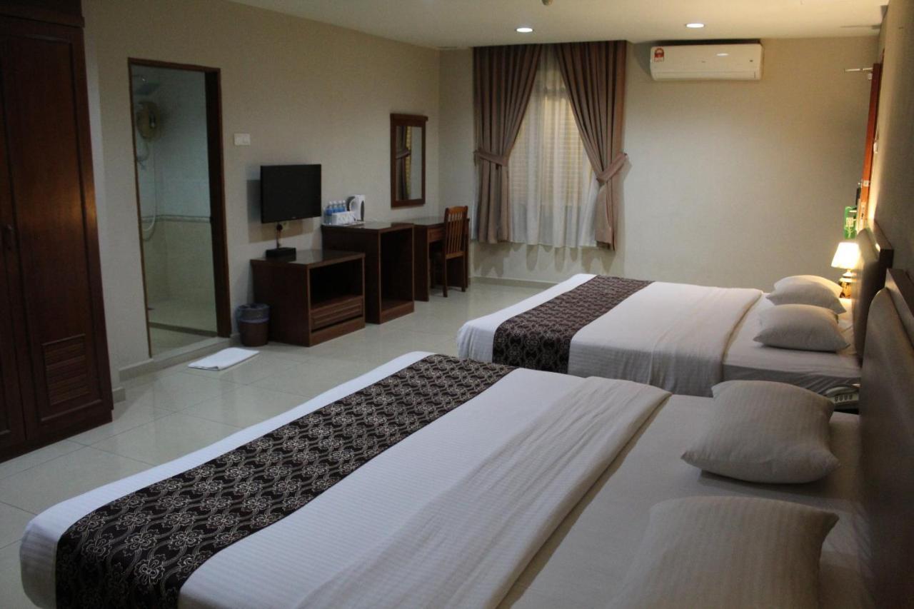 Hotel Palm Inn Butterworth Buitenkant foto